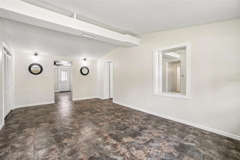 Casa en venta en Tampa, Florida, 3 dormitorios, 133.59 m2 № 2287702 - foto 8