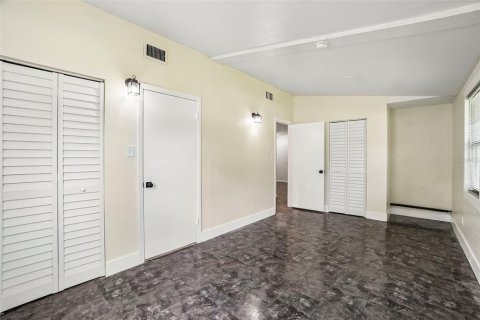 Casa en venta en Tampa, Florida, 3 dormitorios, 133.59 m2 № 2287702 - foto 23