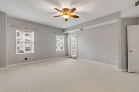 Condominio en venta en New Smyrna Beach, Florida, 3 dormitorios, 181.44 m2 № 2148300 - foto 23