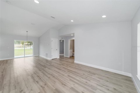 House in Ocala, Florida 3 bedrooms, 104.7 sq.m. № 1435944 - photo 4