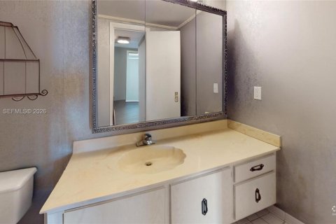 Condominio en venta en Hallandale Beach, Florida, 2 dormitorios, 130.06 m2 № 2036304 - foto 22