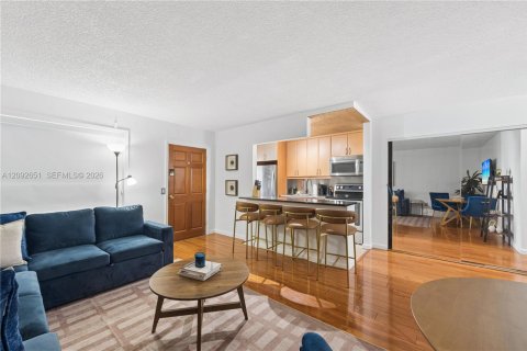 Copropriété à louer à North Bay Village, Floride: 1 chambre, 60.94 m2 № 2389662 - photo 5