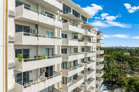 Copropriété à louer à North Bay Village, Floride: 1 chambre, 60.94 m2 № 2389662 - photo 6