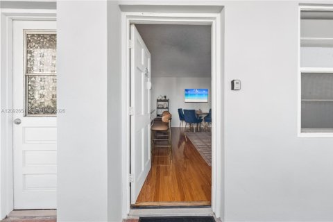 Copropriété à louer à North Bay Village, Floride: 1 chambre, 60.94 m2 № 2389662 - photo 17