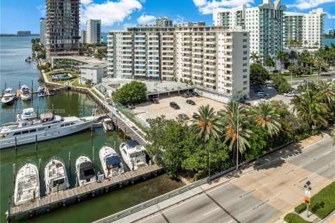 Copropriété à louer à North Bay Village, Floride: 1 chambre, 60.94 m2 № 2389662 - photo 25