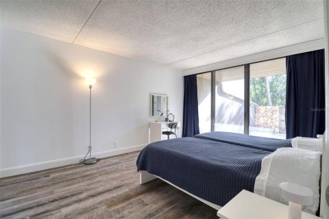 Condo in Clearwater, Florida, 2 bedrooms  № 1602881 - photo 16