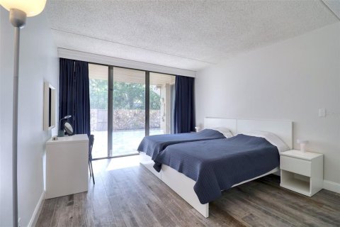 Condo in Clearwater, Florida, 2 bedrooms  № 1602881 - photo 17