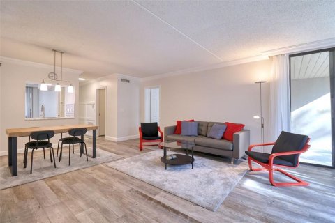 Condo in Clearwater, Florida, 2 bedrooms  № 1602881 - photo 11