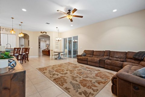 Купить виллу или дом в Палм Сити, Флорида 3 комнаты, 319.21м2, № 2190283 - фото 21