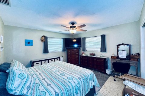 House in Saint Petersburg, Florida 2 bedrooms, 101.08 sq.m. № 1719723 - photo 16