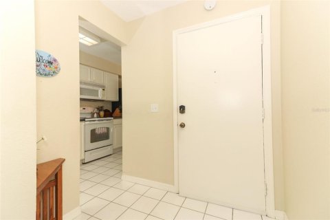 Condo in Altamonte Springs, Florida, 2 bedrooms  № 1681027 - photo 8