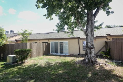 Condo in Altamonte Springs, Florida, 2 bedrooms  № 1681027 - photo 30