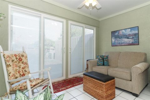 Condo in Altamonte Springs, Florida, 2 bedrooms  № 1681027 - photo 19