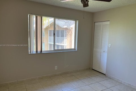 Copropriété à louer à Pompano Beach, Floride: 2 chambres, 98.2 m2 № 1967596 - photo 8