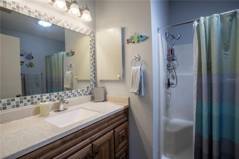 House in The Villages, Florida 2 bedrooms, 107.77 sq.m. № 2214771 - photo 10