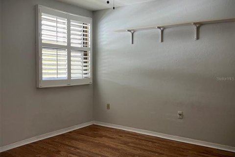 Copropriété à louer à Sarasota, Floride: 3 chambres, 147.53 m2 № 2167081 - photo 7