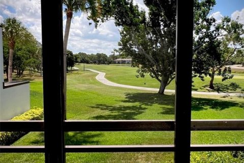 Copropriété à louer à Sarasota, Floride: 3 chambres, 147.53 m2 № 2167081 - photo 16