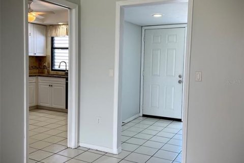 Copropriété à louer à Sarasota, Floride: 3 chambres, 147.53 m2 № 2167081 - photo 3