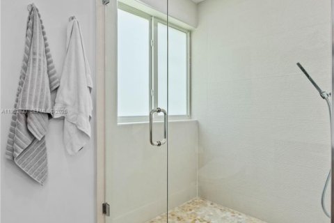 Villa ou maison à vendre à Palmetto Bay, Floride: 4 chambres, 224.08 m2 № 2009367 - photo 18