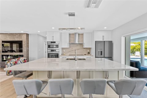 Villa ou maison à vendre à Palmetto Bay, Floride: 4 chambres, 224.08 m2 № 2009367 - photo 12