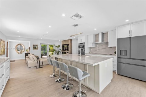 Villa ou maison à vendre à Palmetto Bay, Floride: 4 chambres, 224.08 m2 № 2009367 - photo 13