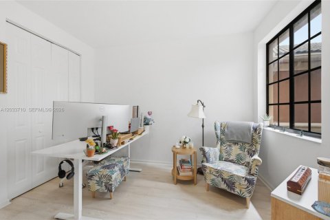 Condo in Weston, Florida, 4 bedrooms № 2263191 - photo 18