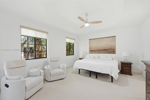Condo in Weston, Florida, 4 bedrooms № 2263191 - photo 14