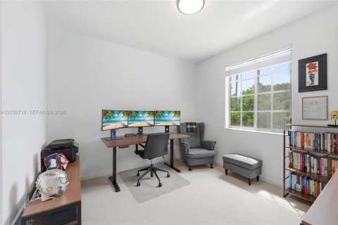 Condo in Weston, Florida, 4 bedrooms № 2263191 - photo 19