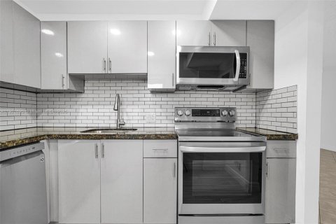 Copropriété à louer à Aventura, Floride: 2 chambres, 92.34 m2 № 2019059 - photo 4