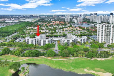 Copropriété à louer à Aventura, Floride: 2 chambres, 92.34 m2 № 2019059 - photo 30