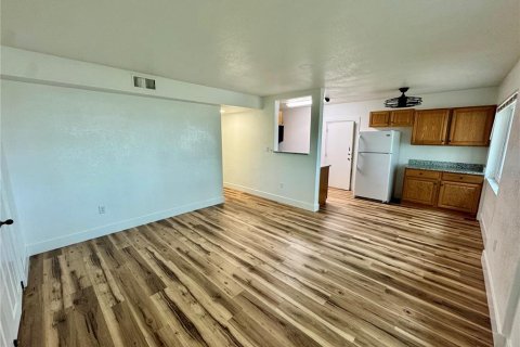 Casa en venta en Port Charlotte, Florida, 4 dormitorios, 123.56 m2 № 1810551 - foto 2