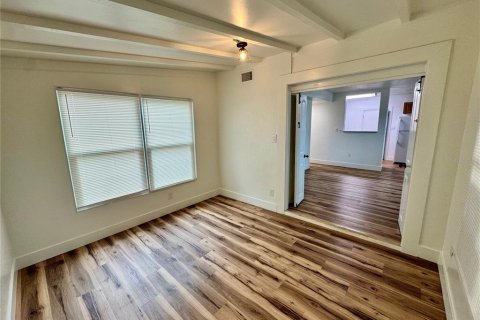 Casa en venta en Port Charlotte, Florida, 4 dormitorios, 123.56 m2 № 1810551 - foto 9