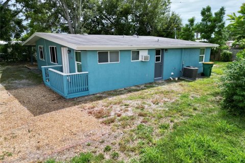 Casa en venta en Port Charlotte, Florida, 4 dormitorios, 123.56 m2 № 1810551 - foto 25