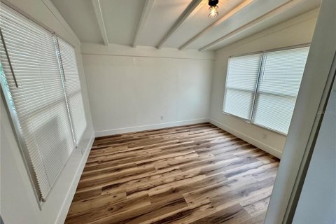 Casa en venta en Port Charlotte, Florida, 4 dormitorios, 123.56 m2 № 1810551 - foto 8