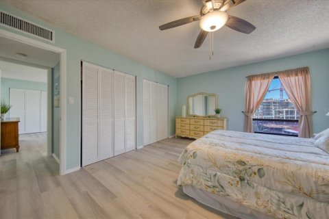 Condominio en venta en Clearwater, Florida, 2 dormitorios, 110.18 m2 № 1795797 - foto 20