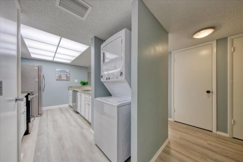 Condominio en venta en Clearwater, Florida, 2 dormitorios, 110.18 m2 № 1795797 - foto 14