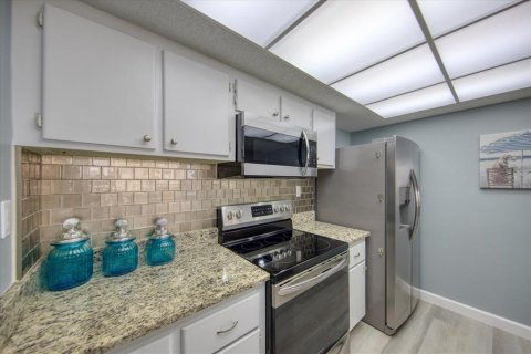 Condominio en venta en Clearwater, Florida, 2 dormitorios, 110.18 m2 № 1795797 - foto 10
