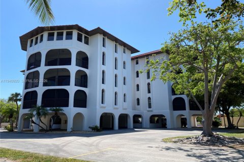 Квартира в Марафон, Флорида 3 спальни, 153.29м2 № 1998518