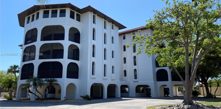 Квартира в Марафон, Флорида 3 спальни, 153.29м2 № 1998518