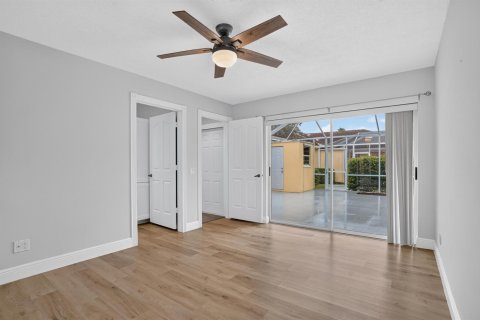 Townhouse in Palm Beach Gardens, Florida 2 bedrooms, 111.48 sq.m. № 2397214 - photo 24