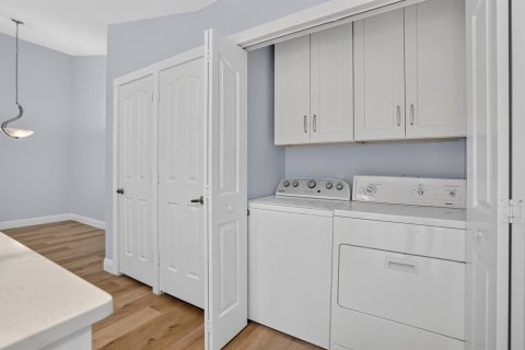 Townhouse in Palm Beach Gardens, Florida 2 bedrooms, 111.48 sq.m. № 2397214 - photo 30