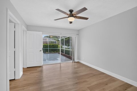 Townhouse in Palm Beach Gardens, Florida 2 bedrooms, 111.48 sq.m. № 2397214 - photo 7