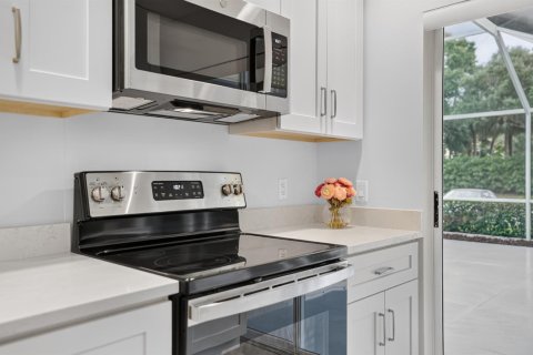 Townhouse in Palm Beach Gardens, Florida 2 bedrooms, 111.48 sq.m. № 2397214 - photo 20