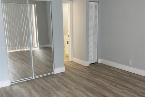 Copropriété à louer à Coral Springs, Floride: 2 chambres, 92.9 m2 № 1996577 - photo 11