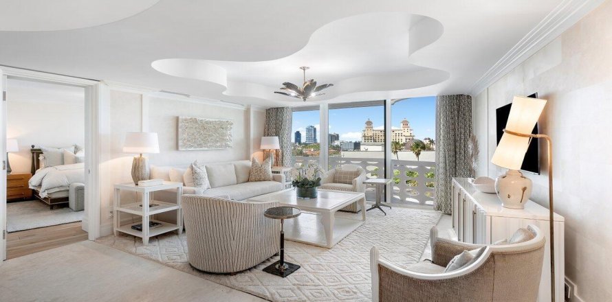 Condo in Palm Beach, Florida, 1 bedroom № 2158421