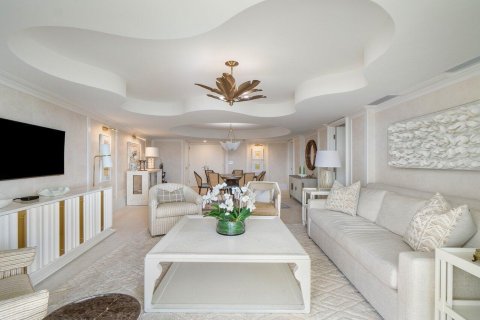 Condo in Palm Beach, Florida, 1 bedroom № 2158421 - photo 5