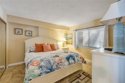 Condo in New Smyrna Beach, Florida, 3 bedrooms  № 1639838 - photo 30