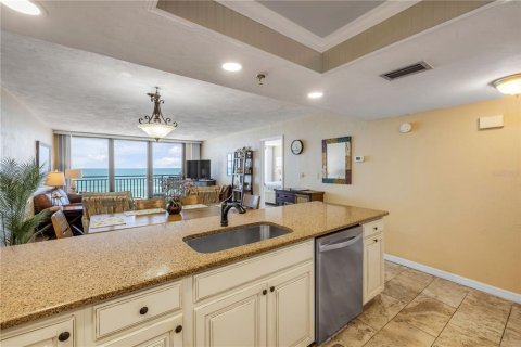 Condo in New Smyrna Beach, Florida, 3 bedrooms  № 1639838 - photo 4