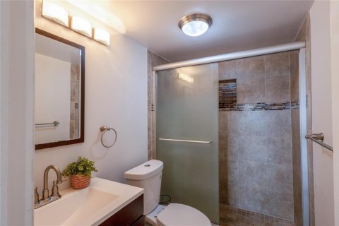 Condo in Coral Springs, Florida, 3 bedrooms № 2081638 - photo 10