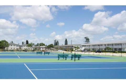 Condominio en venta en West Palm Beach, Florida, 2 dormitorios, 75.62 m2 № 1172126 - foto 1